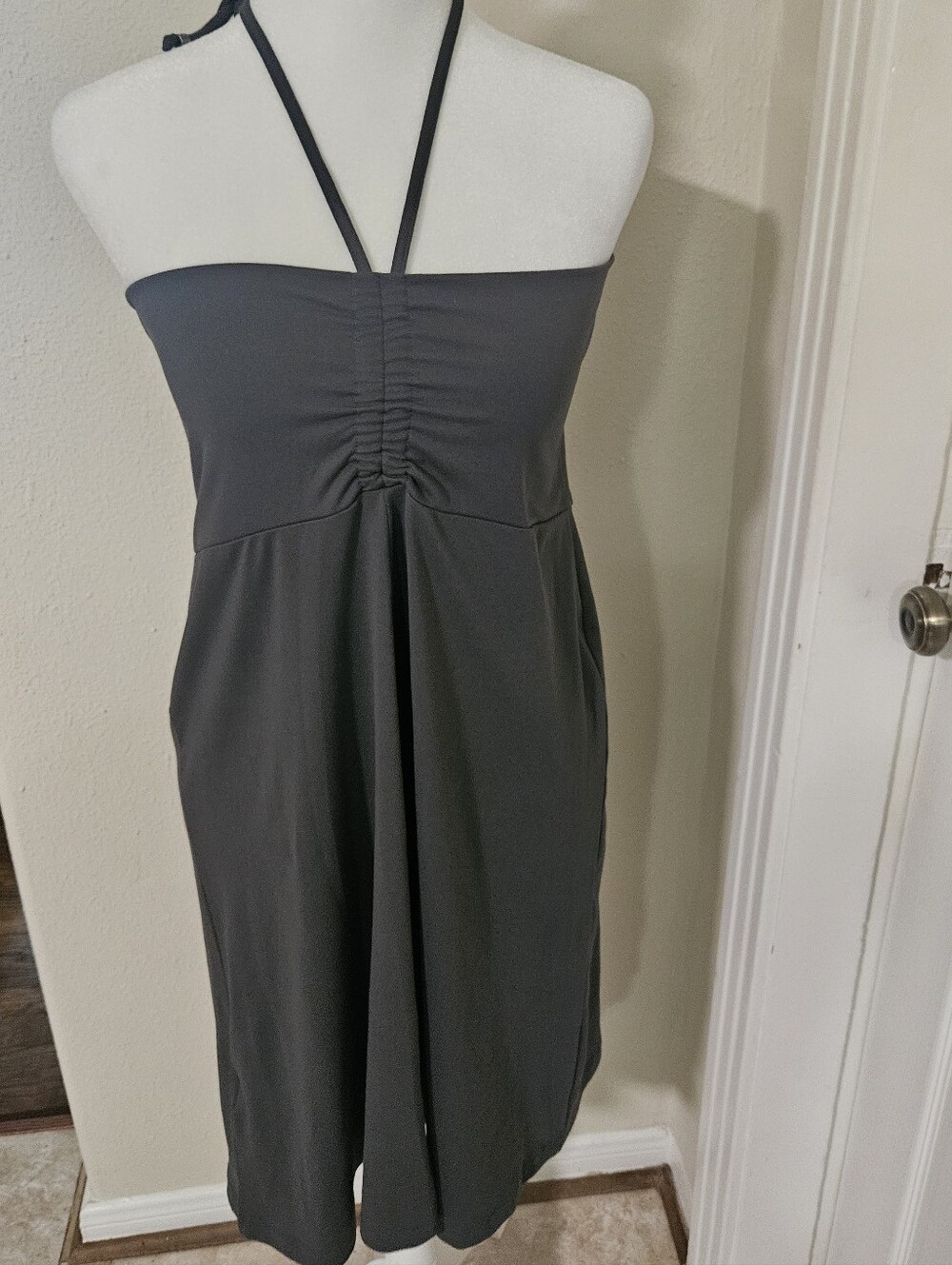 Eddie Bauer Gray Strapless Ruched Bust Midi Dress with Halter Tie
